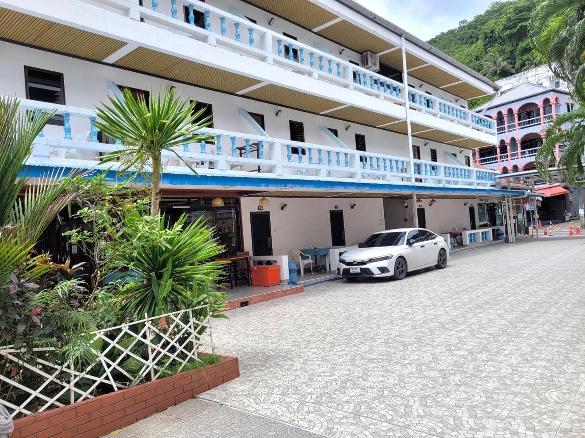 Rabbit Mansion Patong Hotel Eksteriør billede